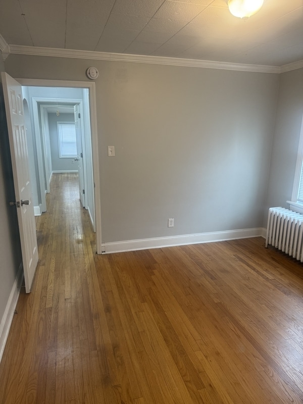 Building Photo - 14 Woodside Ave