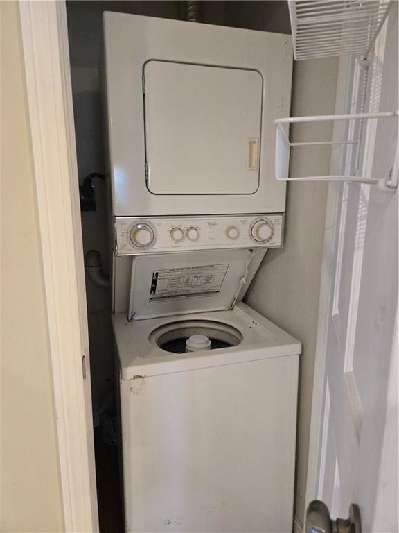 Building Photo - 25 Andrews Ave