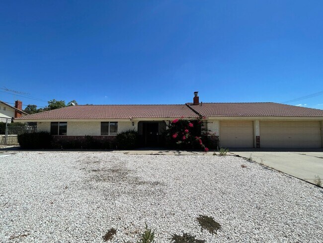 Primary Photo - 27390 Alessandro Blvd