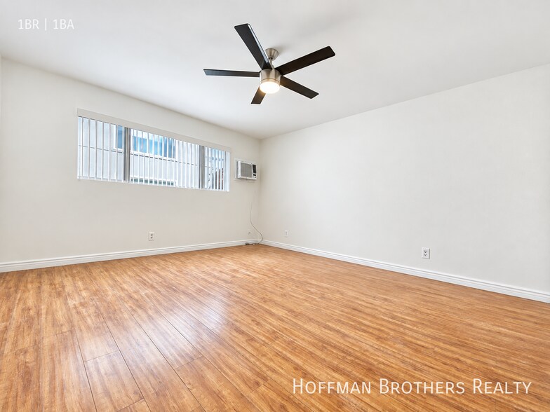 Building Photo - 5726 Camellia Ave