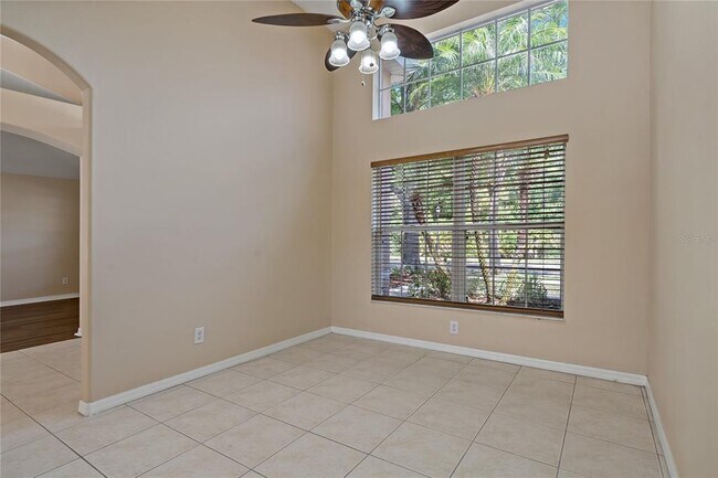 Building Photo - 8211 Canyon Creek Way