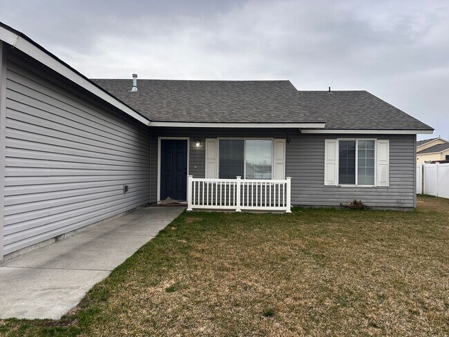 Building Photo - 7820 Three Rivers Dr