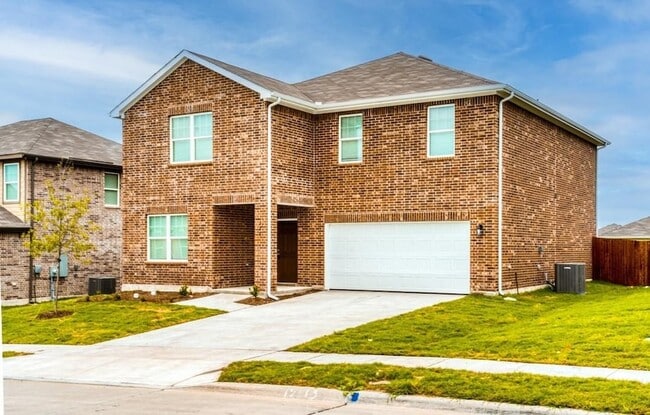 Building Photo - 720 Holly St