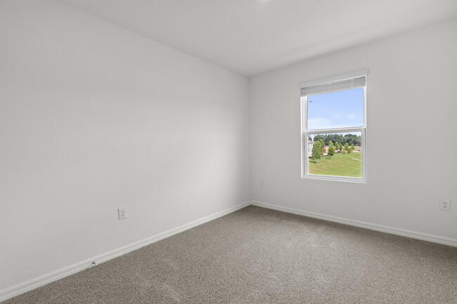 Building Photo - "Spacious 3-Bedroom Townhouse in Ocala wit...