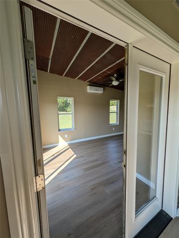 Building Photo - 10393 S State Hwy 78