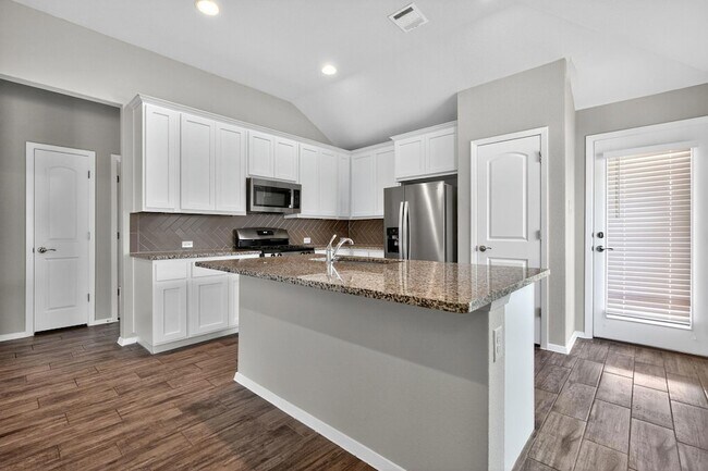 Building Photo - 128 Shugart St