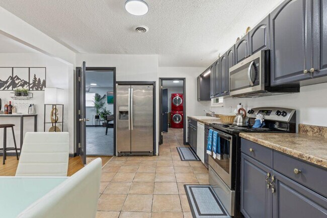 Building Photo - 400 Allensville Rd