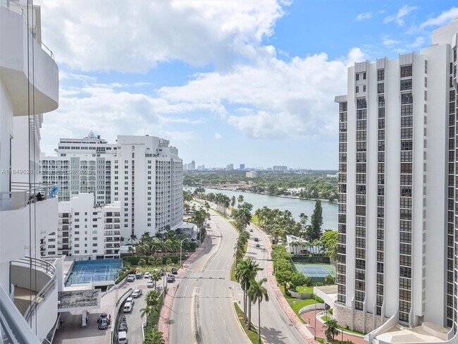 Building Photo - 5555 Collins Ave