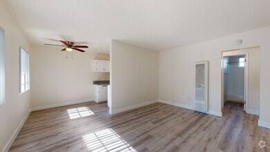 Building Photo - 14800 Chadron Ave
