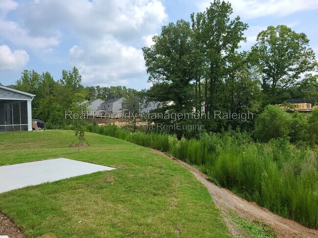 Building Photo - 704 Wrights Creek Way