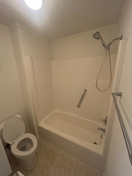 Building Photo - 6702 Jefferson Pl