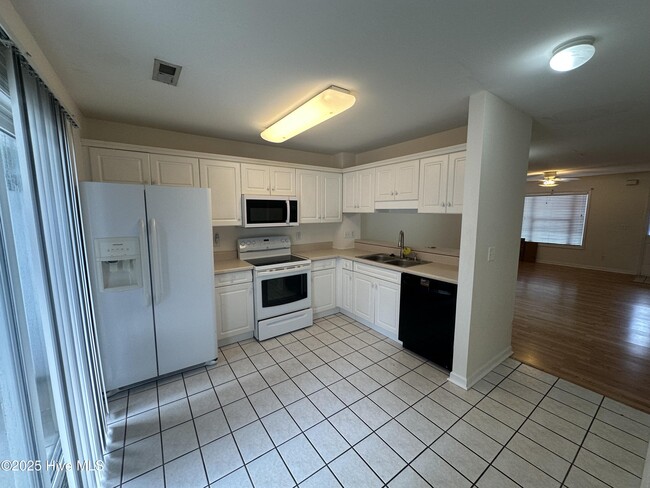 Building Photo - 4910 Bridgers Rd