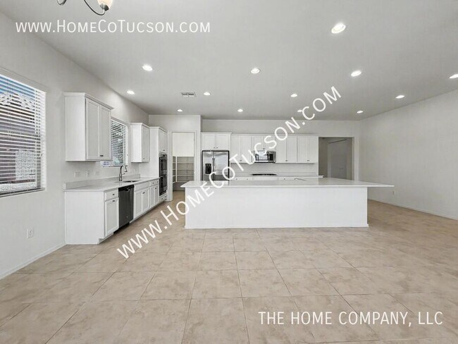 Building Photo - 38628 S Running Roses Ln