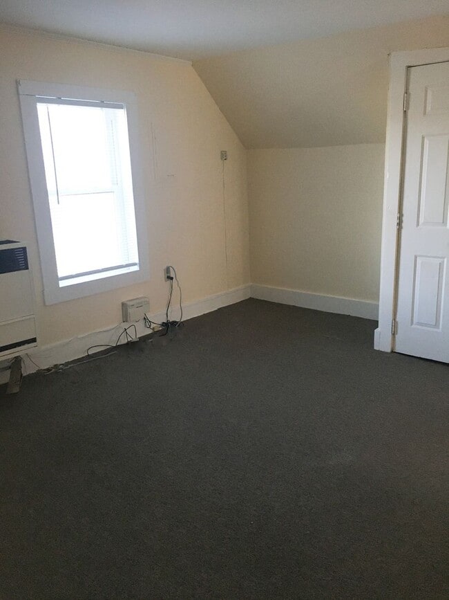 Building Photo - 86-92 Archibald St