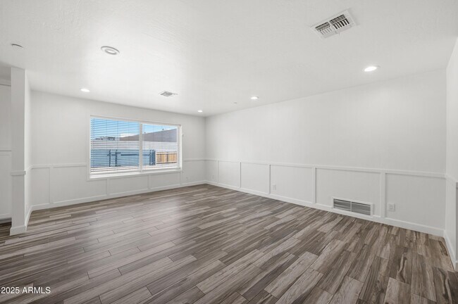 Building Photo - 2037 N 71st St
