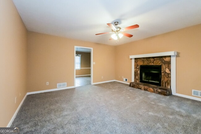 Building Photo - 240 Brookclear Ln