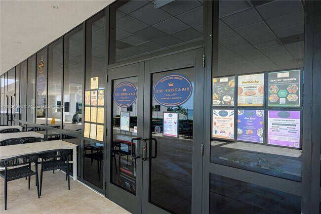 Building Photo - 2201 S Ocean Dr