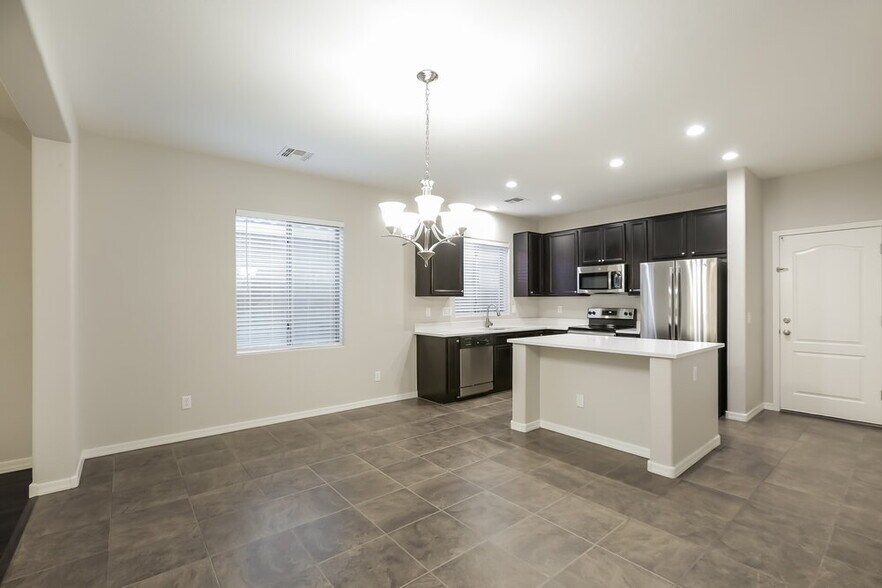 Building Photo - 10433 W Hammond Ln