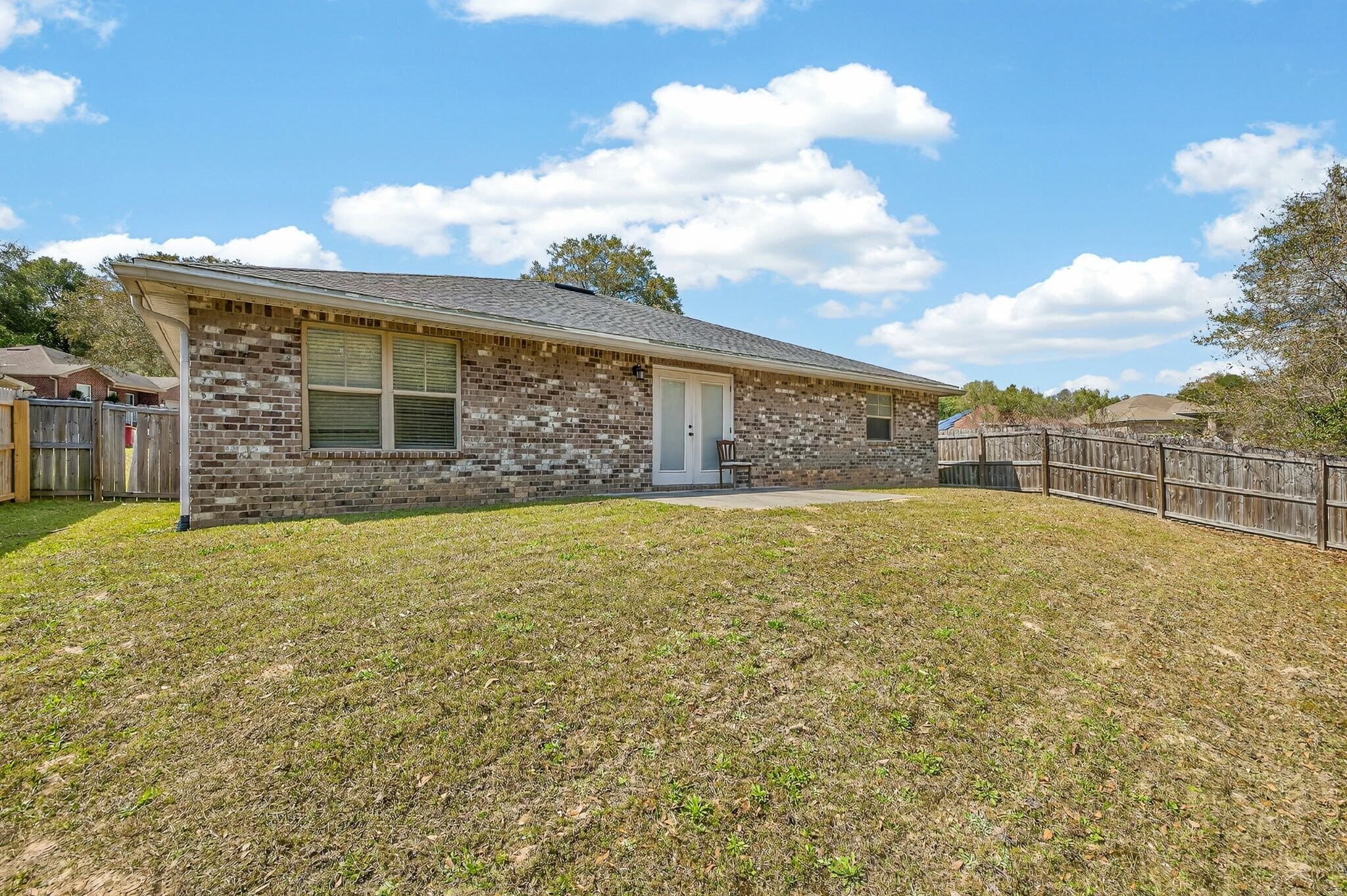 Building Photo - 118 Trailwood Ln