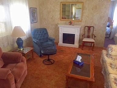 Building Photo - 824 Janet St