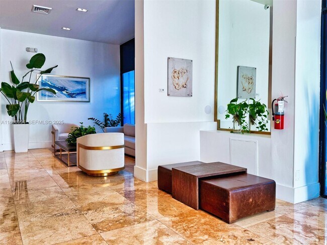 Building Photo - 2101 S Ocean Dr