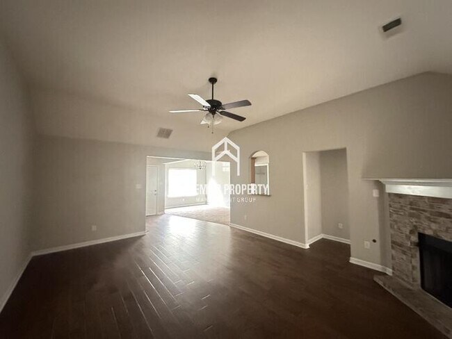 Building Photo - 9280 Acadia Pl