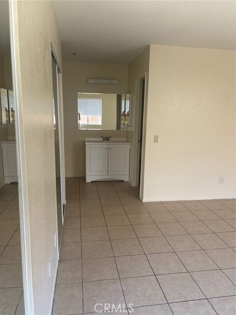 Building Photo - 13685 Ocotillo Rd