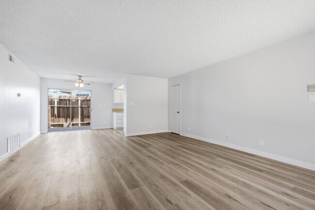 Building Photo - Move-In Special! Sign a lease by the 15th and receive ½ OFF your first month's rent!