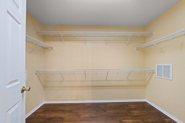 Building Photo - 3338 Bending Creek