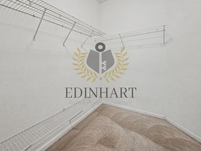 Building Photo - 5774 N State St