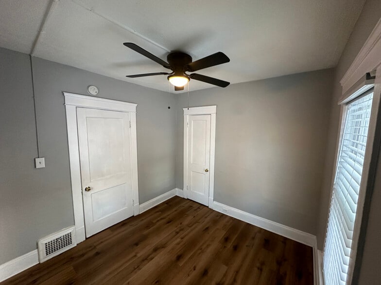 Building Photo - 4408 Alpha Ave