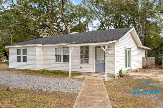 Building Photo - 340 Hiller Dr