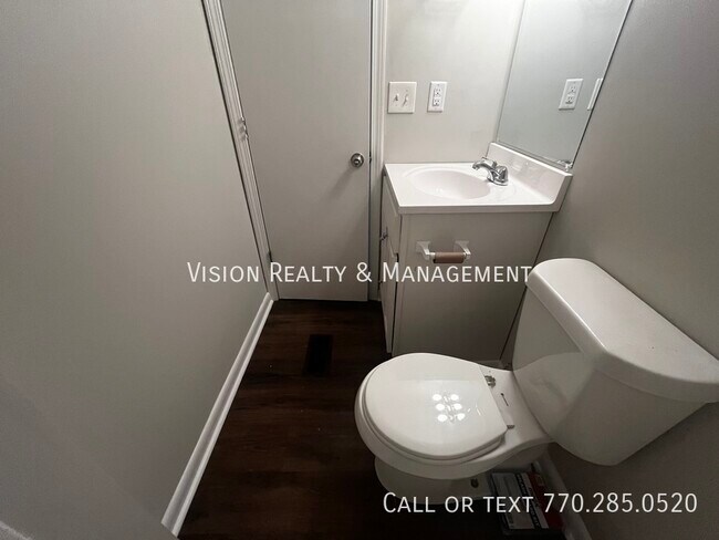 Building Photo - 7323 Post Rd