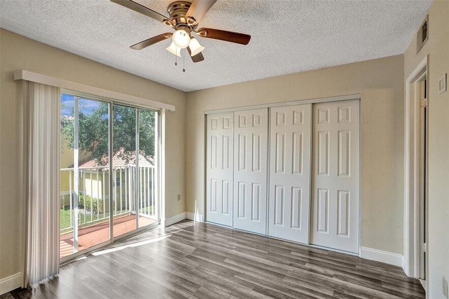 Building Photo - 3861 NW 90th Ave