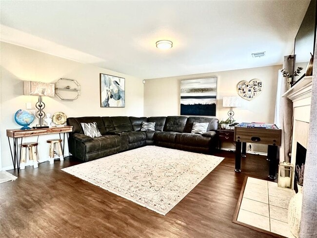 Building Photo - 817 Tapestry Cove