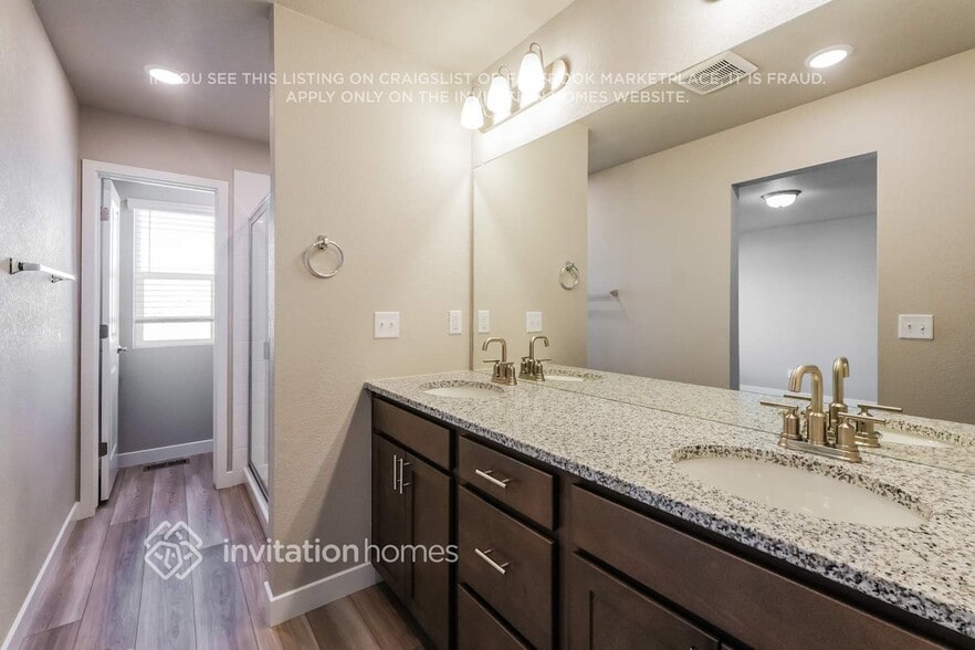 Building Photo - 11835 Mission Peak Pl