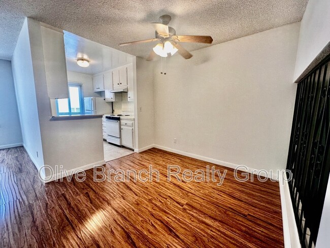 Building Photo - 8161 Manitoba St