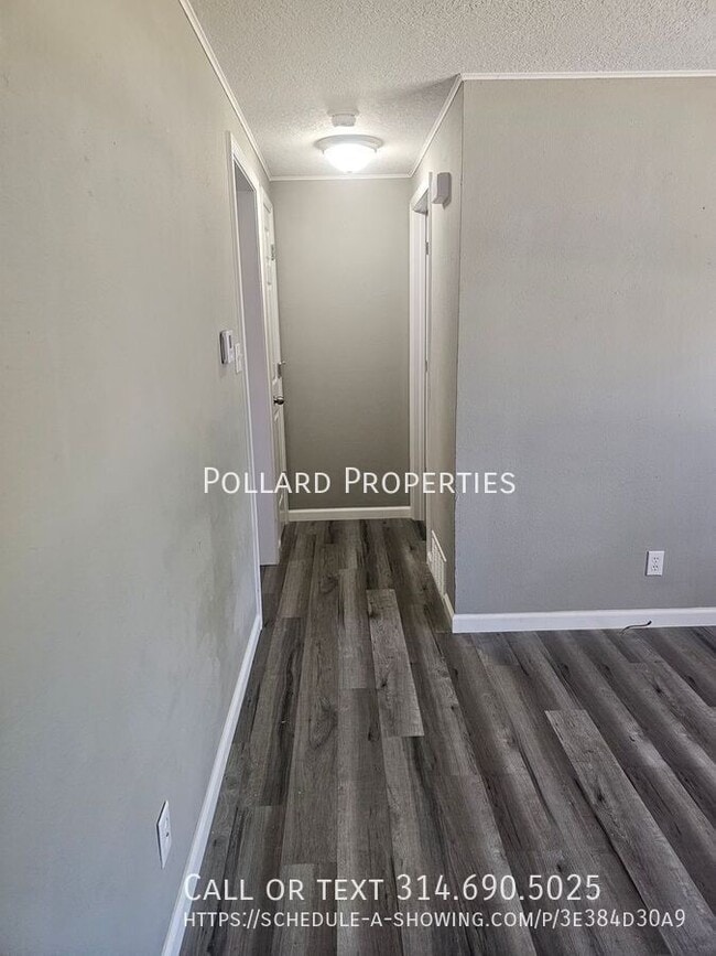 Building Photo - 408 Troy