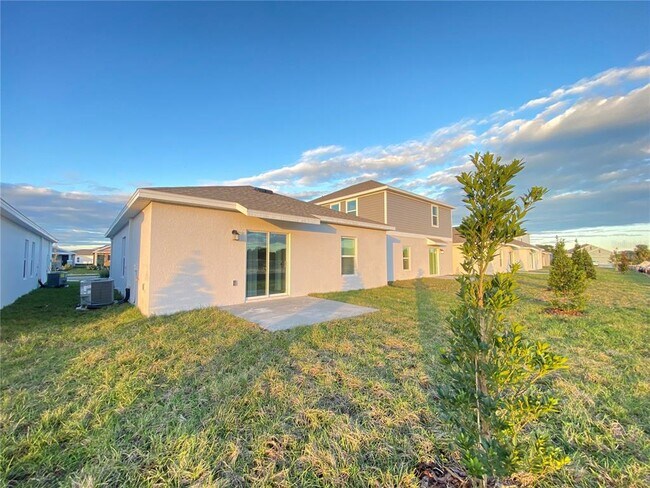 Building Photo - 4236 Pebbles Throw Dr