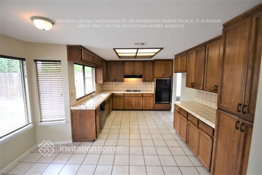 Building Photo - 1241 Countryside Ln