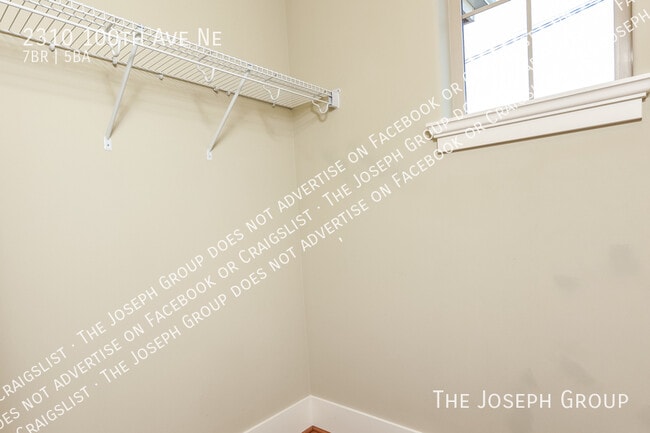 Building Photo - 2310 100th Ave NE