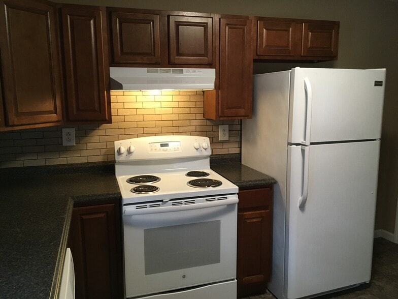 Building Photo - 1201 7th St