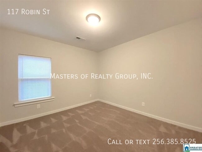 Building Photo - 117 Robin St