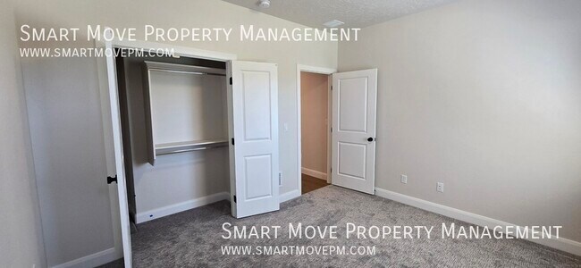 Building Photo - 10712 W Leilani Dr