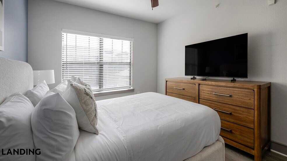 Building Photo - 4689 Mustang Pkwy