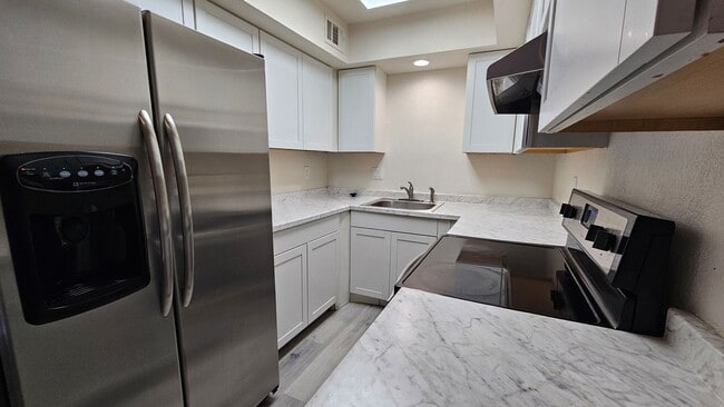 Building Photo - 2771 Eldora Cir