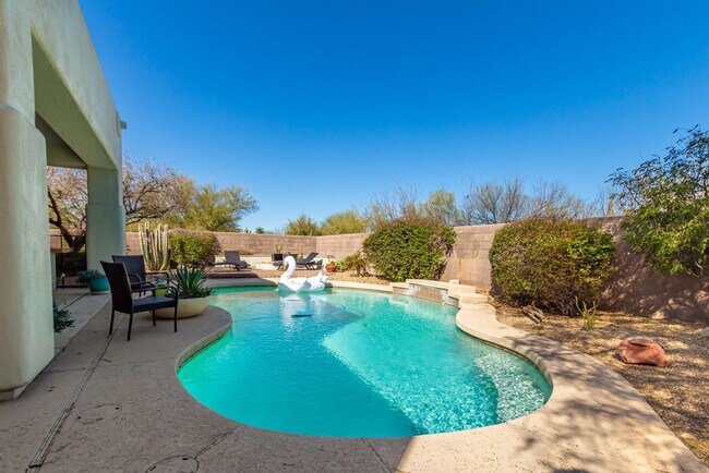 Building Photo - 11302 E White Feather Ln