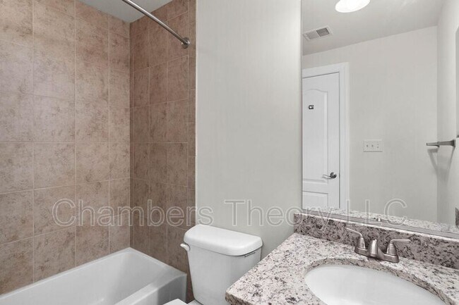 Building Photo - 415 N Upton Ct