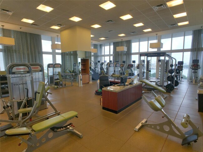 Building Photo - 50 Biscayne Blvd