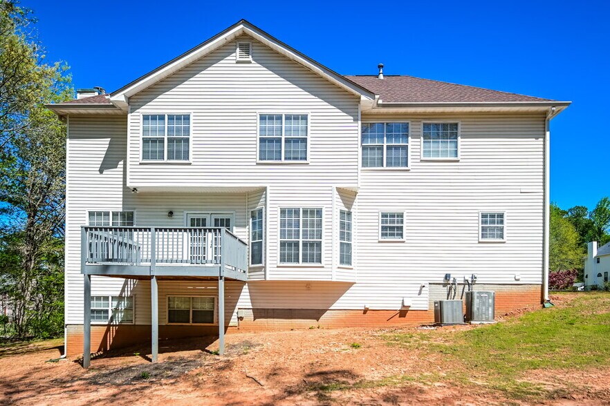 Building Photo - 135 Stratmore Pl